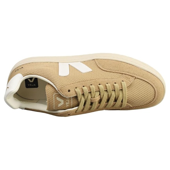 EUC/LIKE NEW VEJA V-12 VEGAN ALVEOMESH IN DUNE WHITE - SIZE 6 - Picture 8 of 16